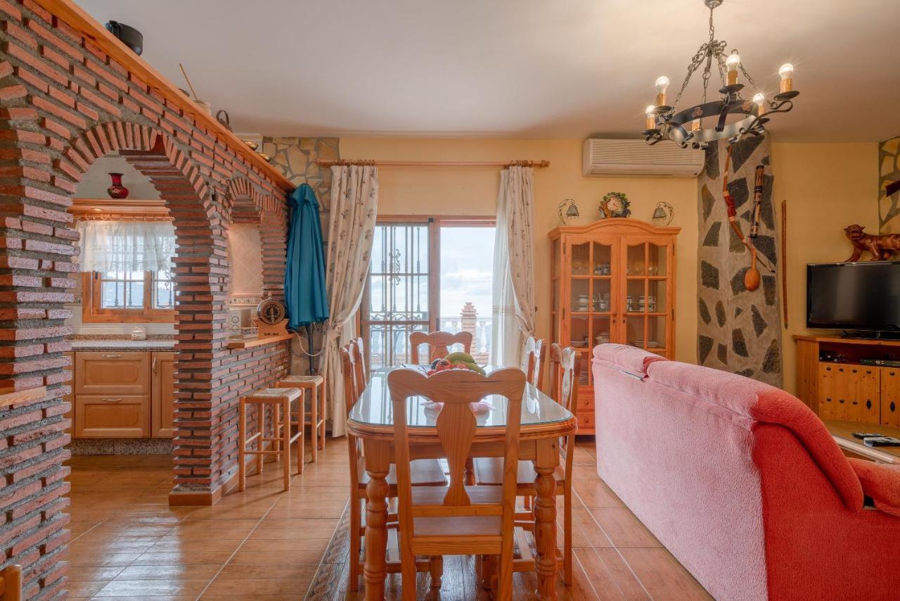 فيلا Cortijo La Encina Sayalonga المظهر الخارجي الصورة